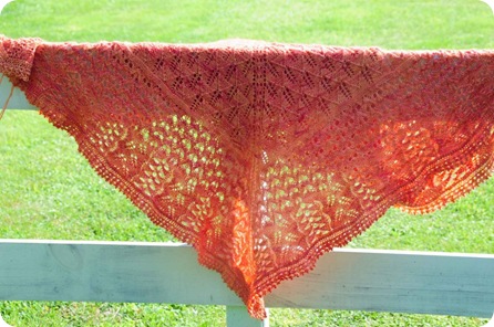 beeblanket triangle fence