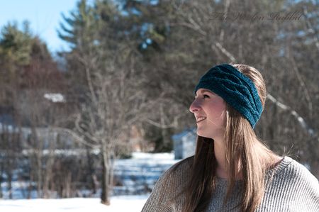 Hannah_looking_glass_side-2 Hannah_looking_glass_side-2