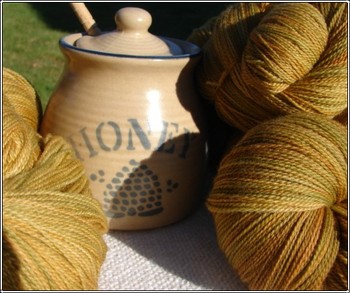 Tupelo_honey_lace_yarn