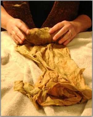 Handling_the_fragile_wool