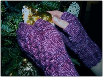Smocked_mitts Smocked_mitts