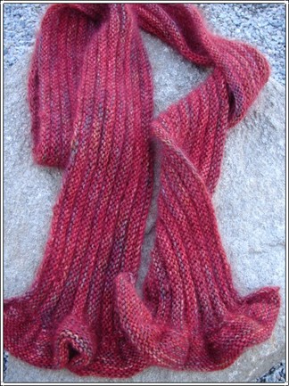 Red_maple_scarf