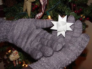 Glovehand2